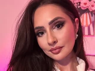 WebCAM of LottieRoseUK