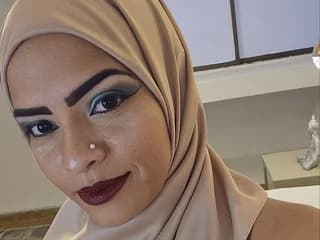 WebCAM of VeronicaFlowerXX